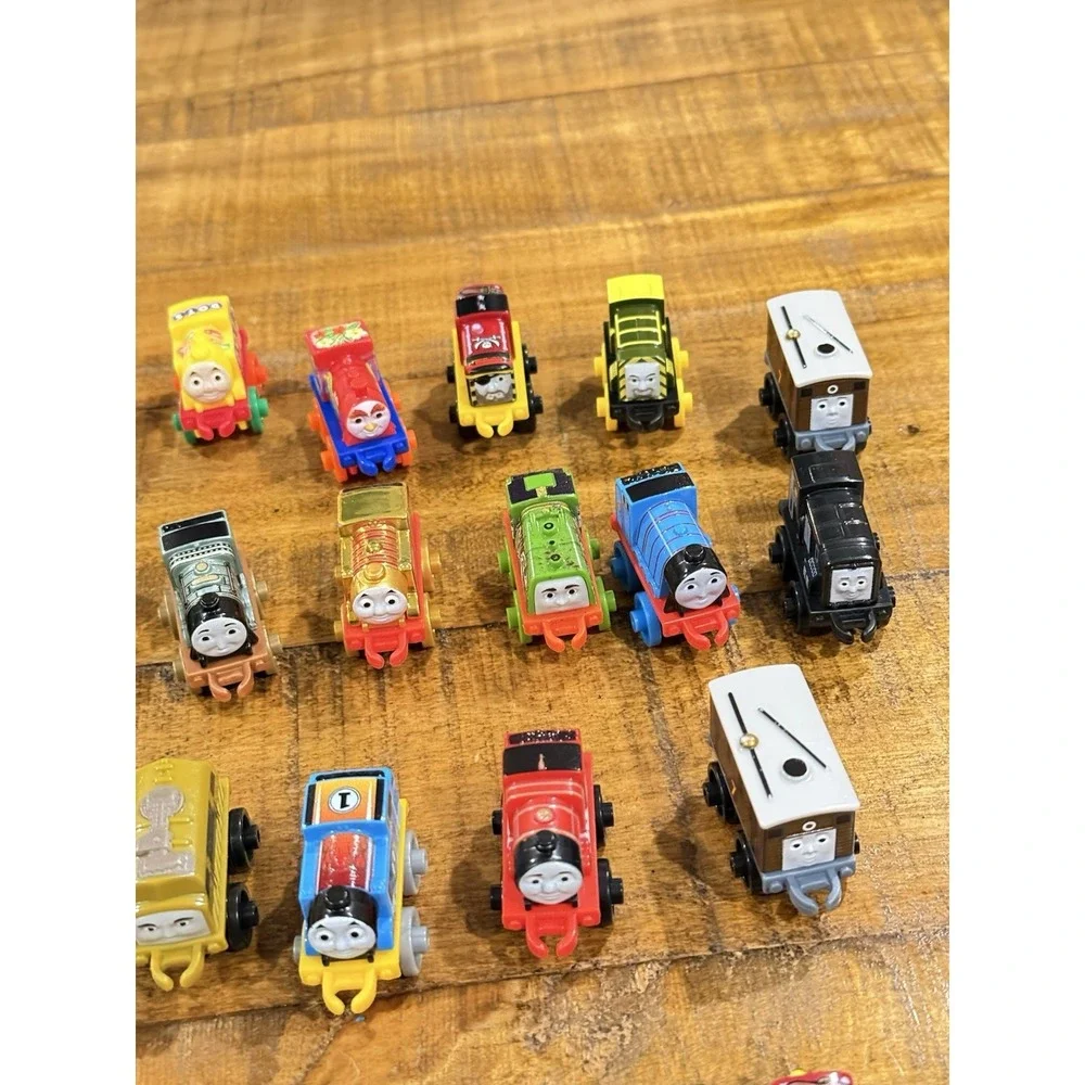 Lot Of 30+ Thomas The Tank Engine And Friends Mini Micro Trains Preowned
